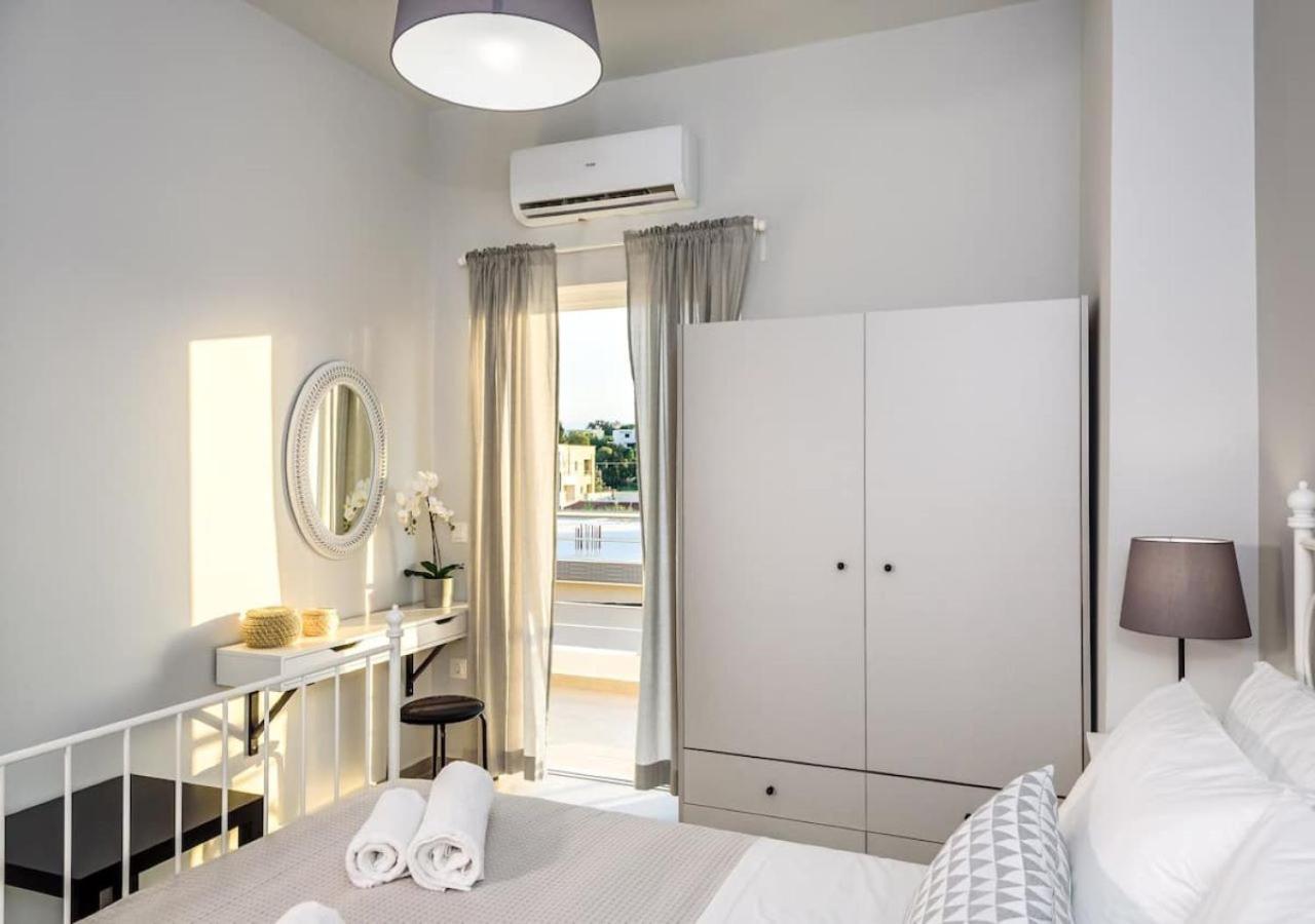 Cosy Apartment Evdoxia Chrissi Akti Chania Exterior foto